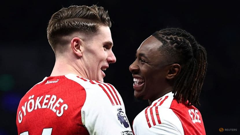 Eze's derby double gets Arsenal title bid back on track