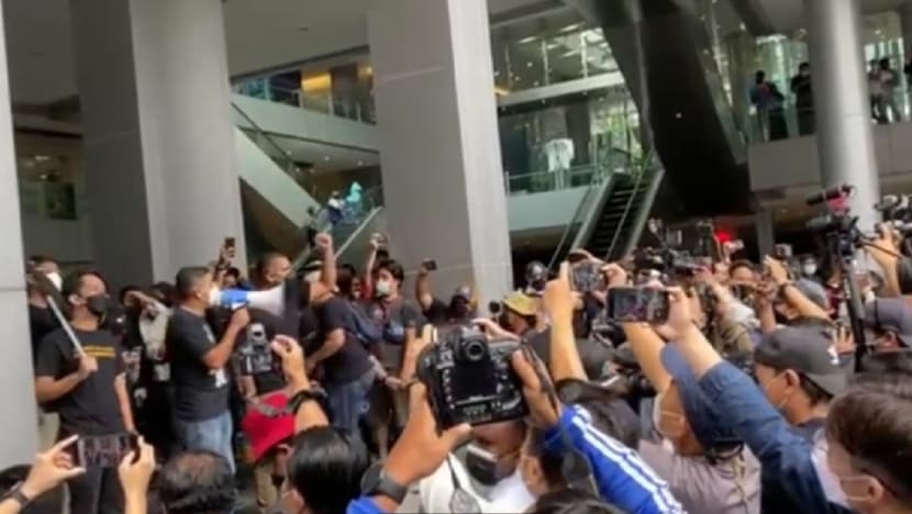  Tunjuk perasaan tuntut tindakan terhadap Azam Baki berakhir tanpa insiden