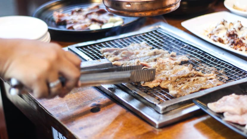 How To Get Rid Of The Smell Of Smoke On Your Clothes & Freshen Up After A Korean BBQ Meal