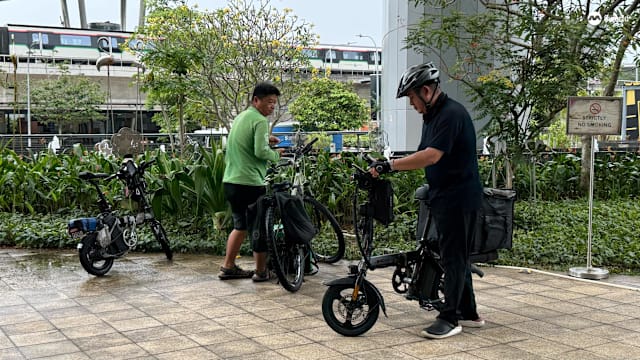 农历新年家庭聚会多 餐厅外卖增两成 骑手收入翻几倍