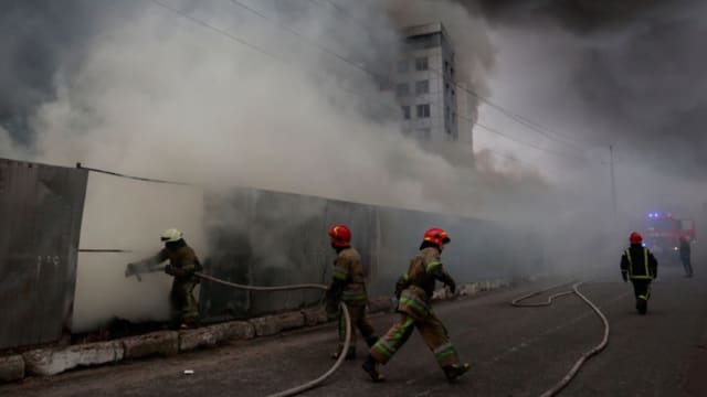 乌克兰扎波罗热核电站附近地区遭炮击 俄乌互指对方发动攻击