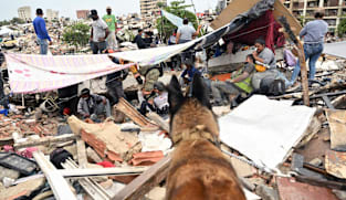 Families demand help with recovering Venezuela's quake victims