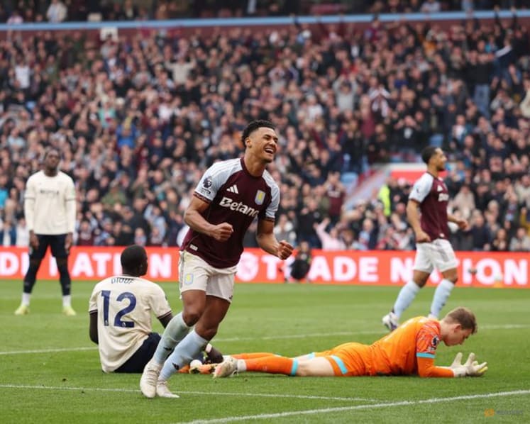 Bowen demands fight as West Ham's survival battle deepens