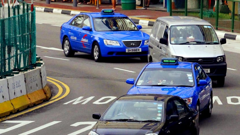 Online simulator to estimate accident-claims outcomes for motorists