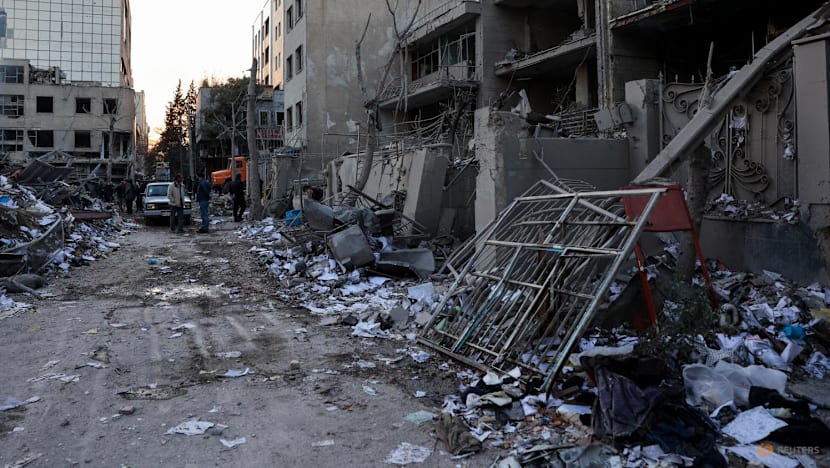 Trump warns of longer Iran war as violence spreads