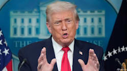 Trump, Iran saling beri amaran terhadap ancaman bunuh Trump, Ayatollah Ali Khamenei