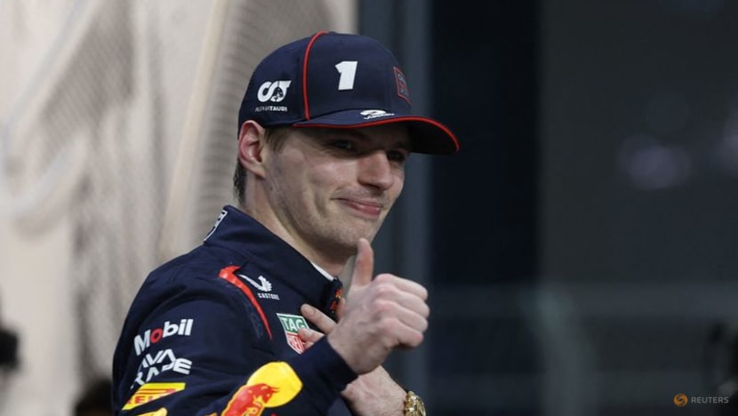 Verstappen takes Saudi pole after Norris crashes