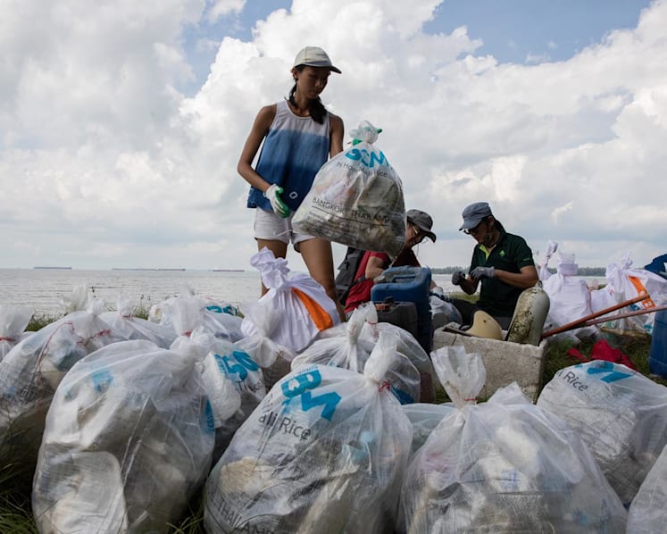 Nationwide strategy launched to combat marine litter problem on beaches, coastlines