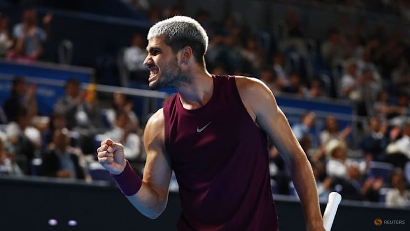 Alcaraz rallies past Ruud to book Fritz final in Japan Open