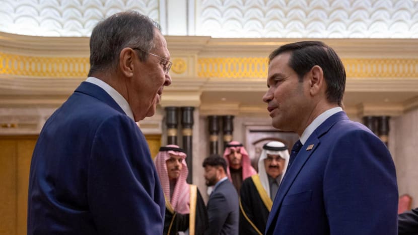US, Russia forge ahead on peace talks, without Ukraine