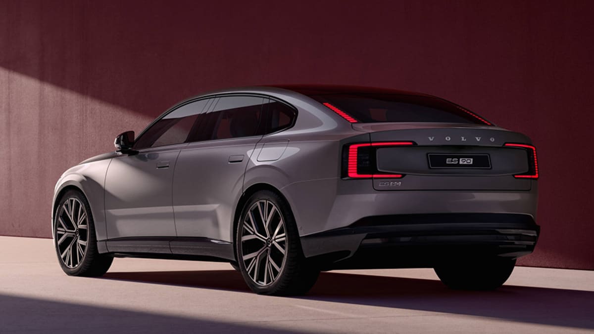 Volvo ES90 brings Swedish calm to the electric luxury car