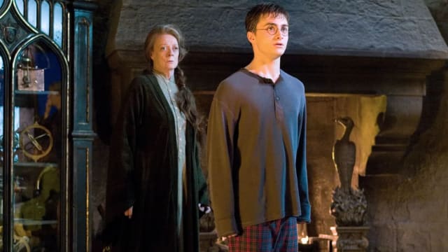 “Harry Potter”女星Maggie Smith逝世　Daniel Radcliffe分享初次见面回忆