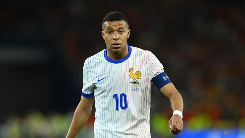 Mbappe back in training with Real Madrid at Club World Cup Mbappe back in training with Real Madrid at Club World Cup