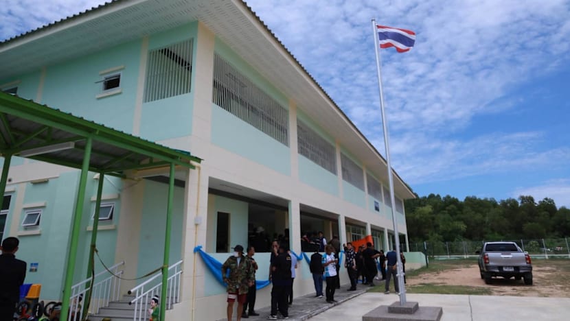 Policeman kills teacher wife at Thai school, kids safe: Officials