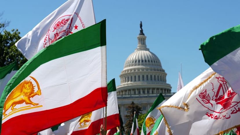 US Sanctions Bar Iranian Airlines From Gulf Neighbors