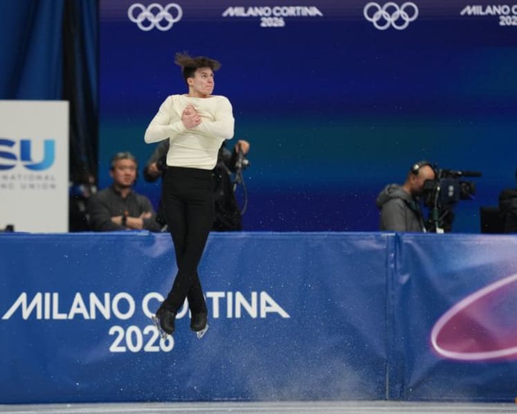 Figure skating-Naumov driven by memory of late parents in emotional Olympic debut