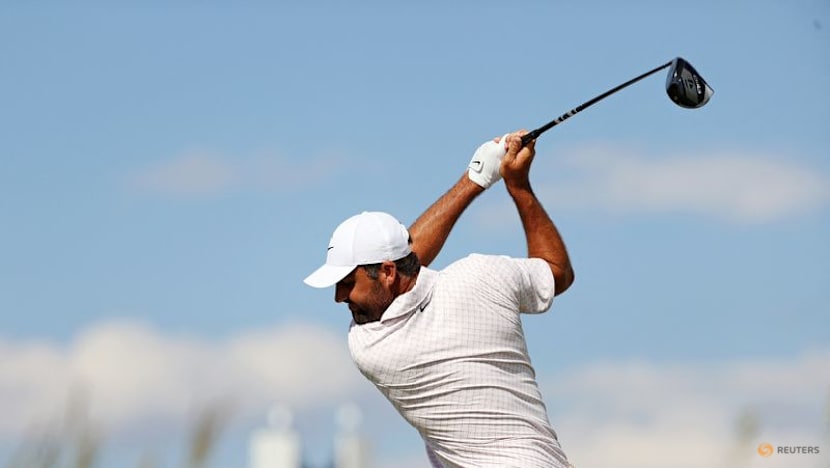 Clark builds six-stroke lead heading into US Open final round