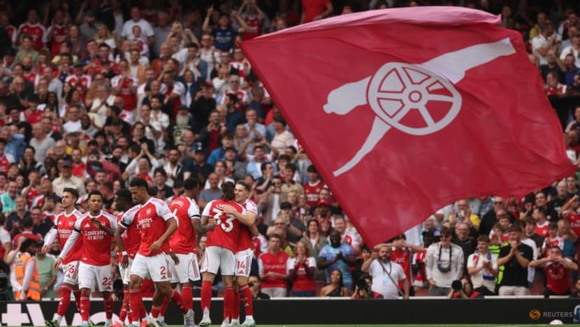 Arsenal seek to land early blow on fragile Liverpool in Anfield showdown