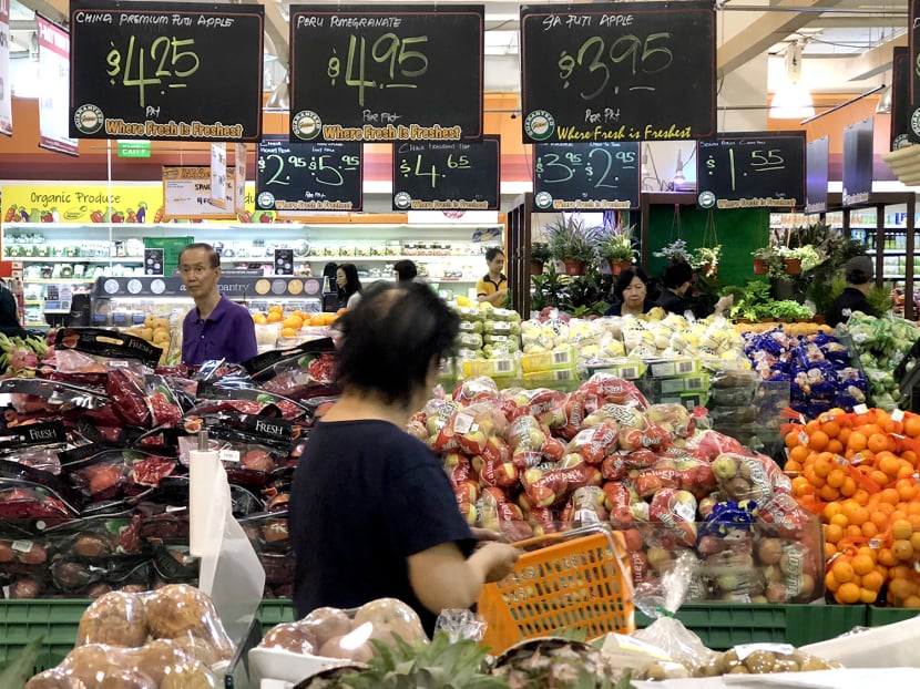 The grocery vouchers are valid until Dec 31, 2021, and can be used at participating supermarkets FairPrice, Giant, Prime Supermarket, and Sheng Siong Supermarket. The grocery vouchers are valid until Dec 31, 2021, and can be used at participating supermarkets FairPrice, Giant, Prime Supermarket, and Sheng Siong Supermarket.