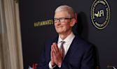 Setelah Tim Cook mundur, John Ternus jadi CEO Apple