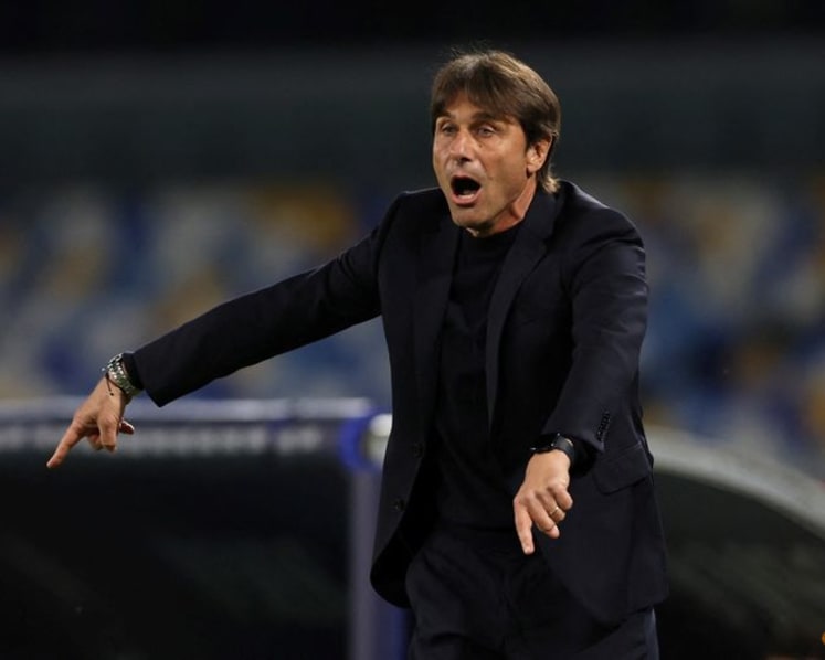 Napoli manager Conte announces departure after securing second place