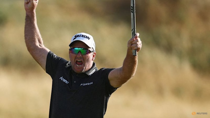 New Zealand's Fox wins British Open at final hole