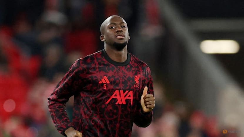 Konate opens up on depression after deaths of Jota and father