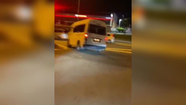 马国运棺车送修 民众误以为偷车持械狂追
