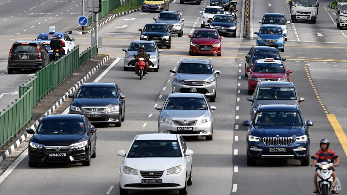 Vehicle sales by troubled car-leasing firms unlikely to have significant impact on COE prices: Jeffrey Siow