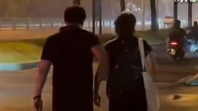 69岁夫出轨90后生双胞胎  扬州妇提告追近900万元转账