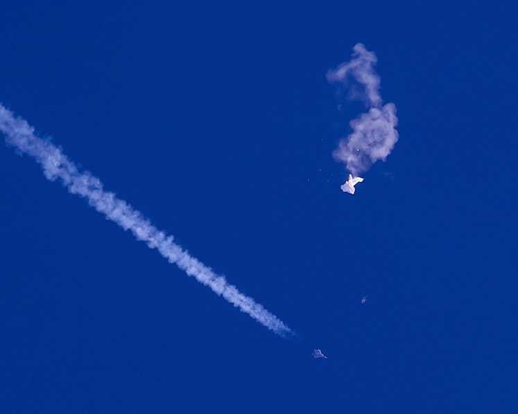 As jets closed in on China balloon, hobbyists were listening