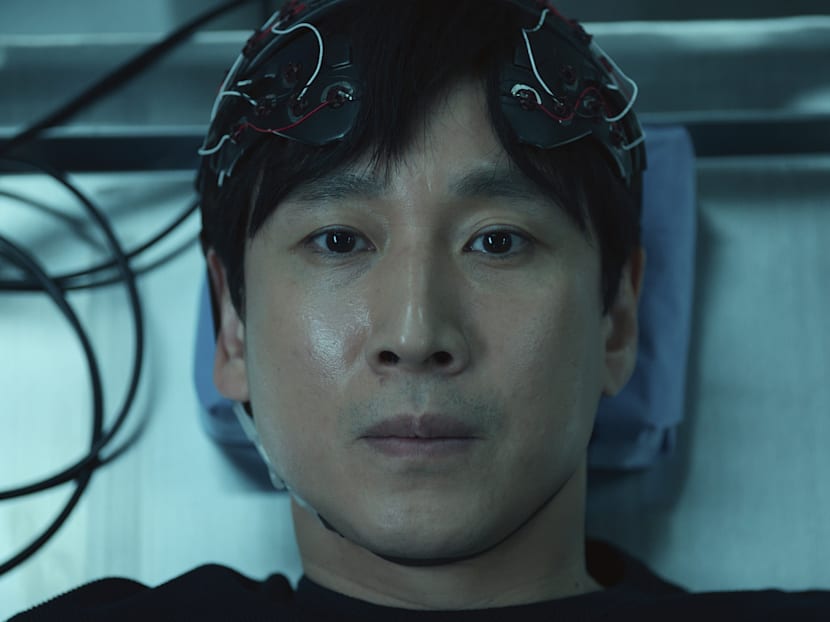 Trailer Watch: Parasite&rsquo;s Lee Sun-Kyun Loses His Mind In Apple TV+&rsquo;s First Korean Series, Dr Brain