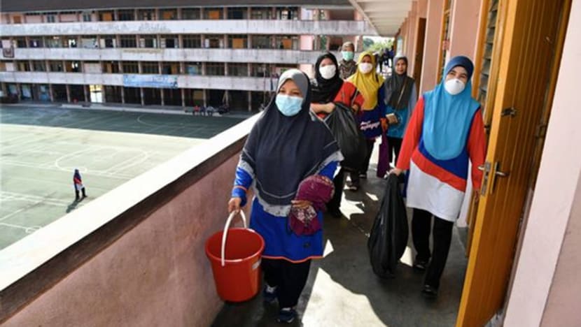 Jumlah mangsa pencemaran sisa toksik Sungai Kim Kim terus meningkat Jumlah mangsa pencemaran sisa toksik Sungai Kim Kim terus meningkat