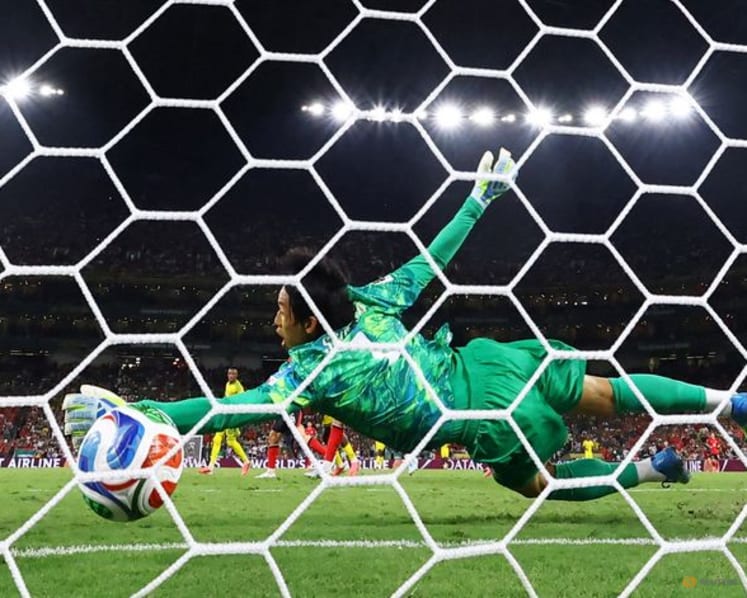 South Korea lose to South Africa, World Cup hopes left in the balance