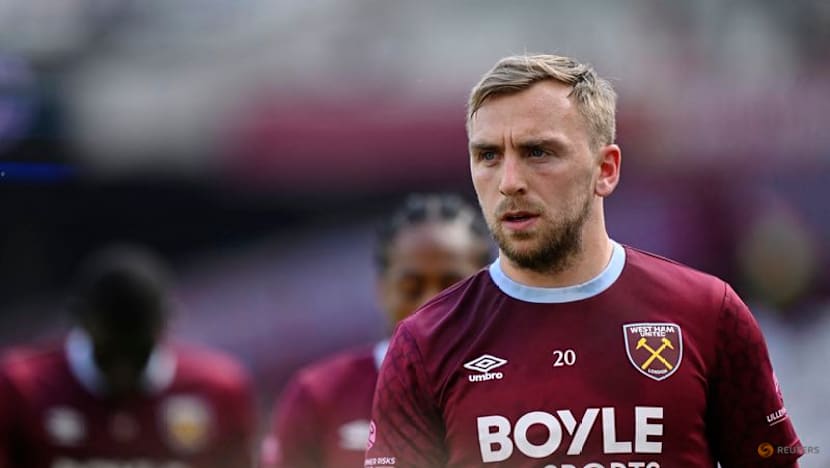 Bowen confirms stay at West Ham despite Premier League relegation