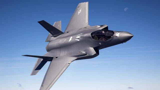 我国将添购八架F-35A型战斗机