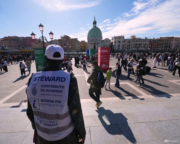 Venice expands its day-tripper tax programme to combat overtourism