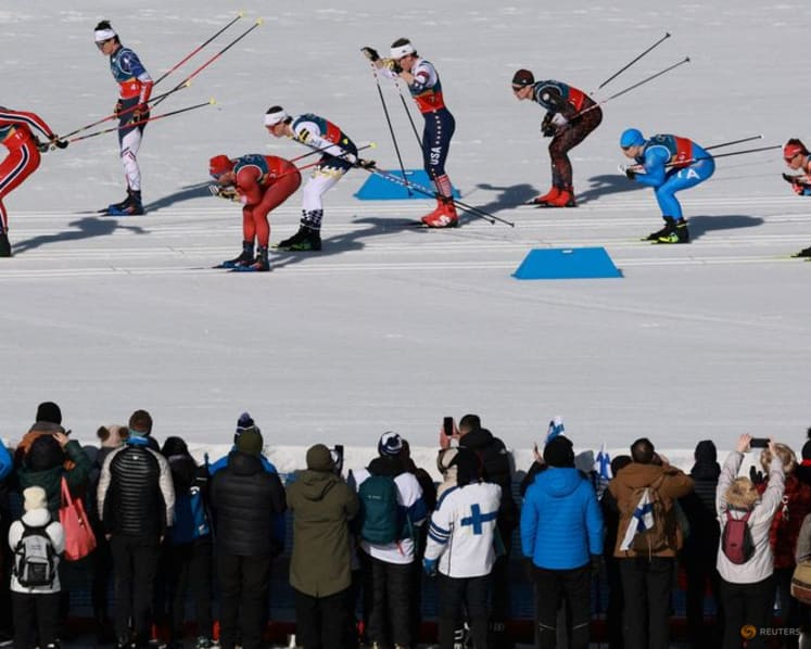 Crosscountry-Skiers bemoan anemic field in men's relay as quota system sidelines racers