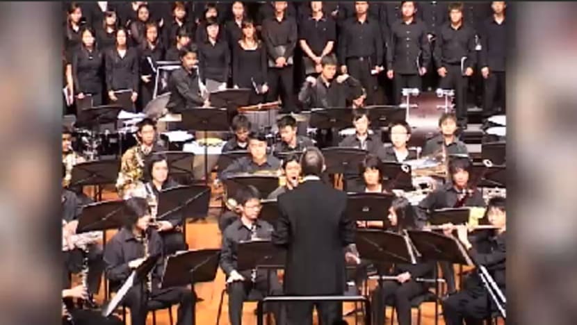 Ahli muzik kelahiran Britain yang gubah muzik orkestra Cina terima Pingat Budaya Ahli muzik kelahiran Britain yang gubah muzik orkestra Cina terima Pingat Budaya