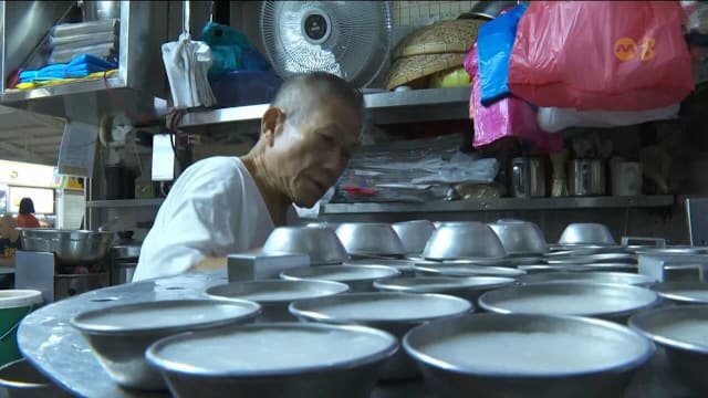 街边美食历经60年传承 古早味在小贩中心焕新呈现