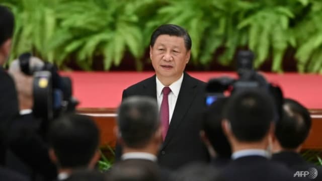 习近平致电查尔斯三世 对他登基表示祝贺