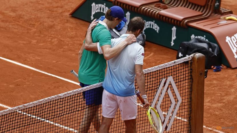 Sinner crushes Gasquet at Roland Garros to end Frenchman's career
