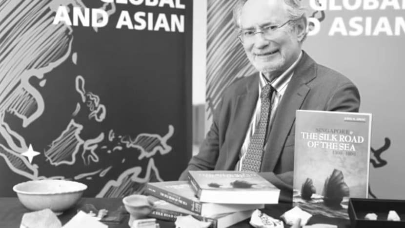 Pakar kaji purba terkemuka Dr John Miksic berpulang pada usia 79 tahun