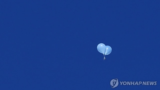 朝鲜时隔十天 又向韩国空飘垃圾气球