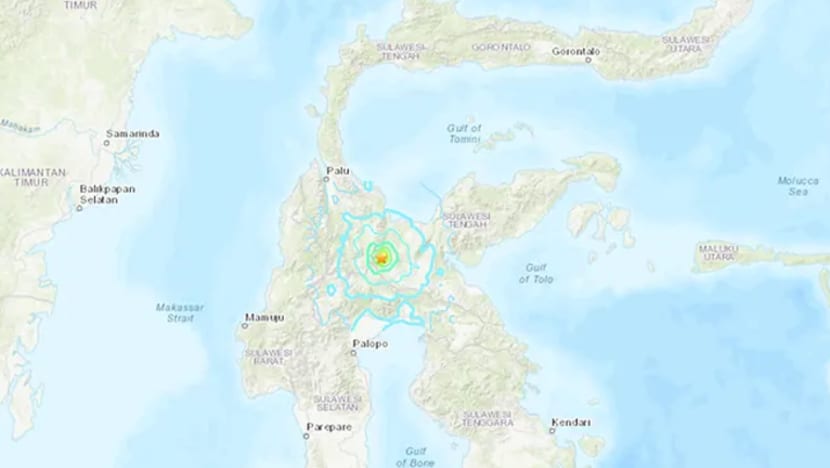 Gempa 5.4 Richter gegarkan Sulawesi; sekitar 129km dari bandar Palu Gempa 5.4 Richter gegarkan Sulawesi; sekitar 129km dari bandar Palu