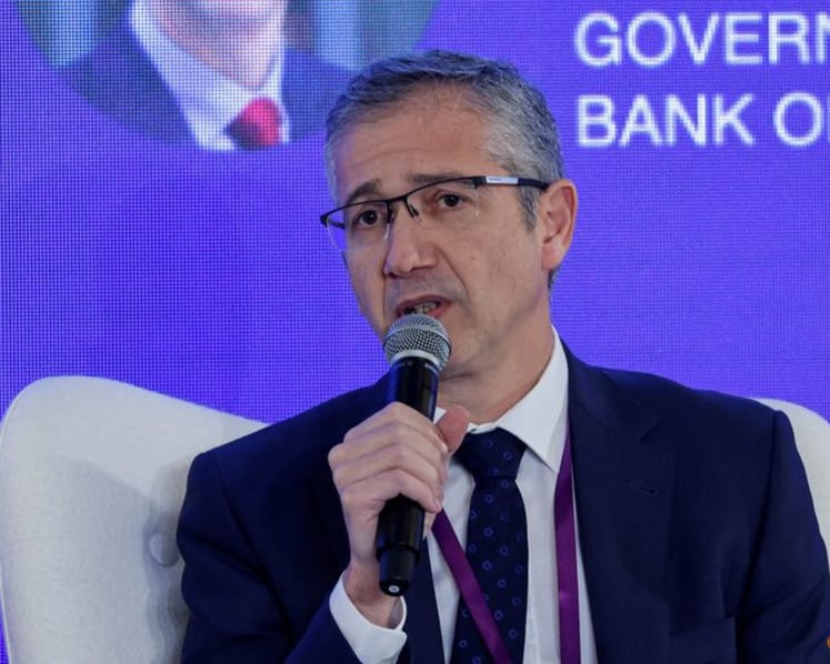 Stablecoins not a credible means of payment at scale, BIS chief says