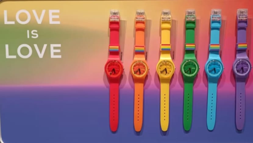 Malaysia wartakan perintah larangan bagi pemilikan koleksi jam LGBTQ+ 'Swatch' Malaysia wartakan perintah larangan bagi pemilikan koleksi jam LGBTQ+ 'Swatch'