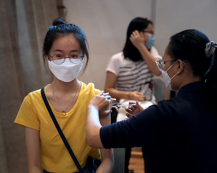 Benefits of mRNA Covid-19 vaccines outweigh risk of vaccination, say experts in response to letter from doctors