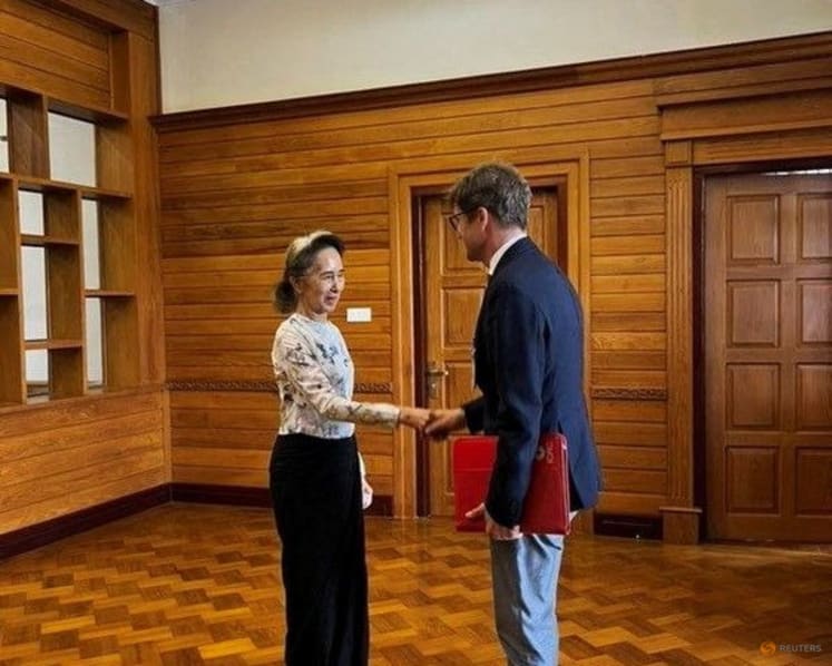Myanmar's detained Aung San Suu Kyi meets Red Cross official