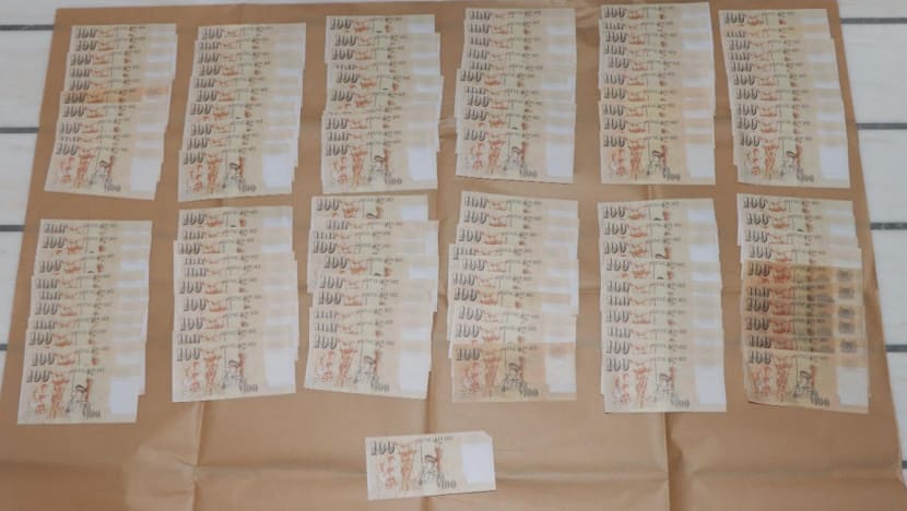 Two Chinese nationals to be charged in Singapore over counterfeit S$100 notes
